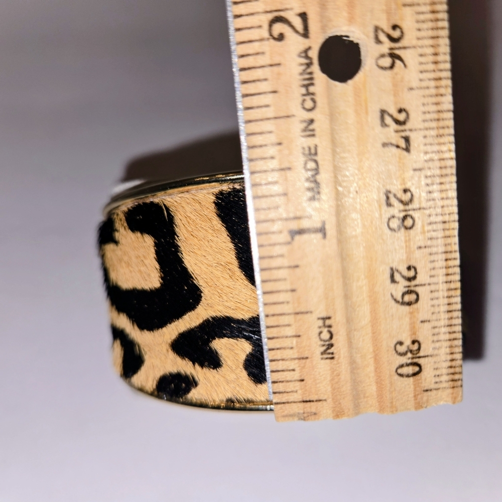 Leopard Print Cuff Bracelet Goldtone - Picture 6 of 10